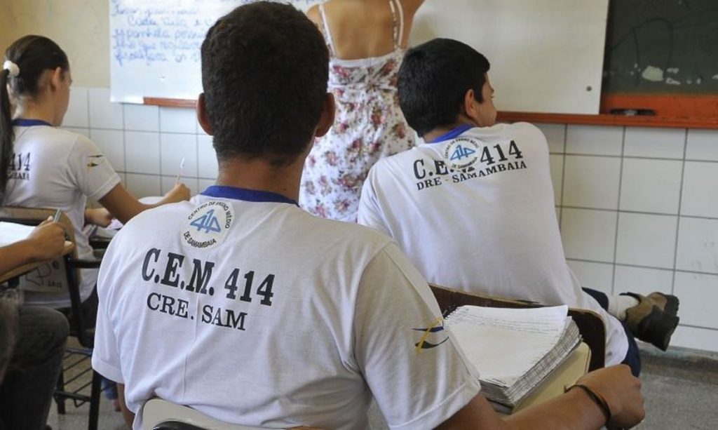 Estudantes de baixa renda são os mais prejudicados pela quarentena. Crédito: Agência Brasil.